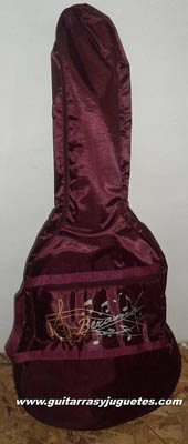 funda economica color vino con notas para guitarra